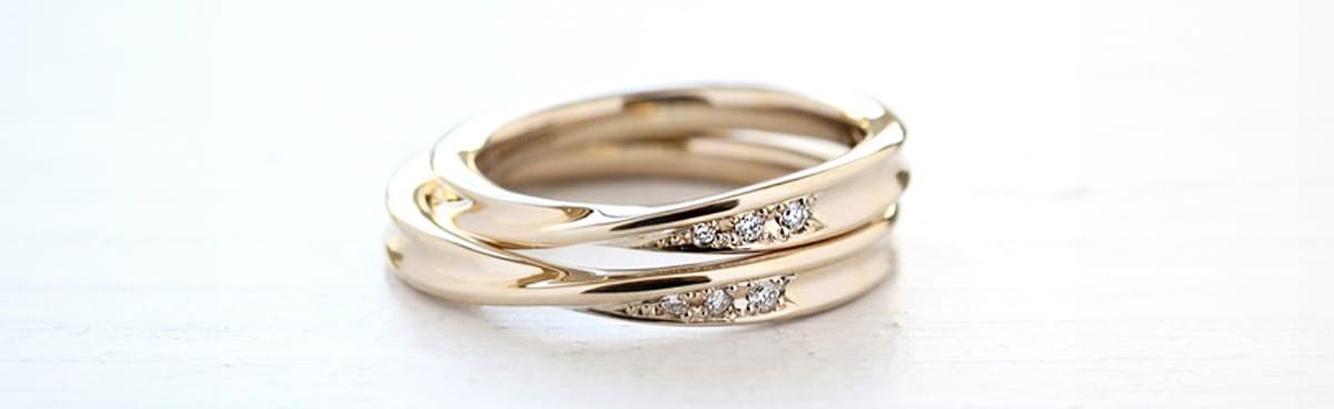 結婚指輪_K18で制作したメビウスデザイン