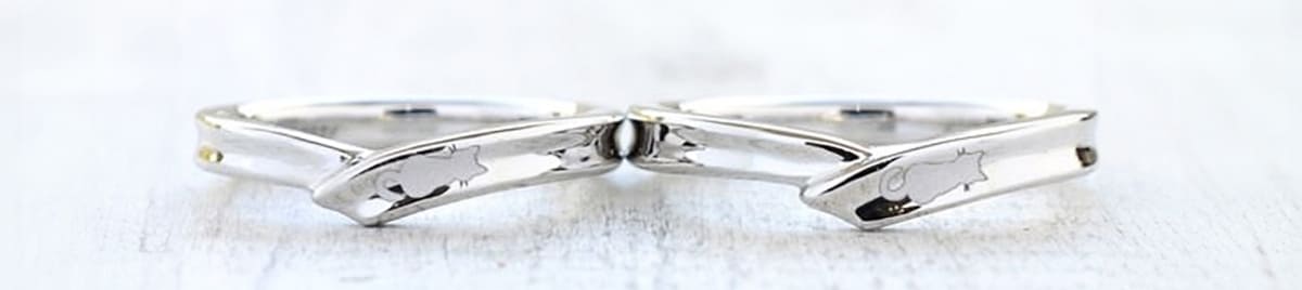 手作り指輪に可愛い絵文字のレーザー彫刻