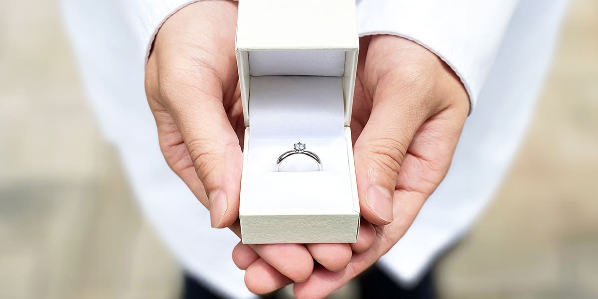 プロポーズリングとは?想いをまっすぐ伝えるためのやさしい選択肢