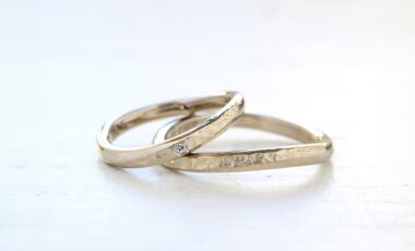 結婚指輪の人気デザインと選び方!定番リングを写真付きで紹介