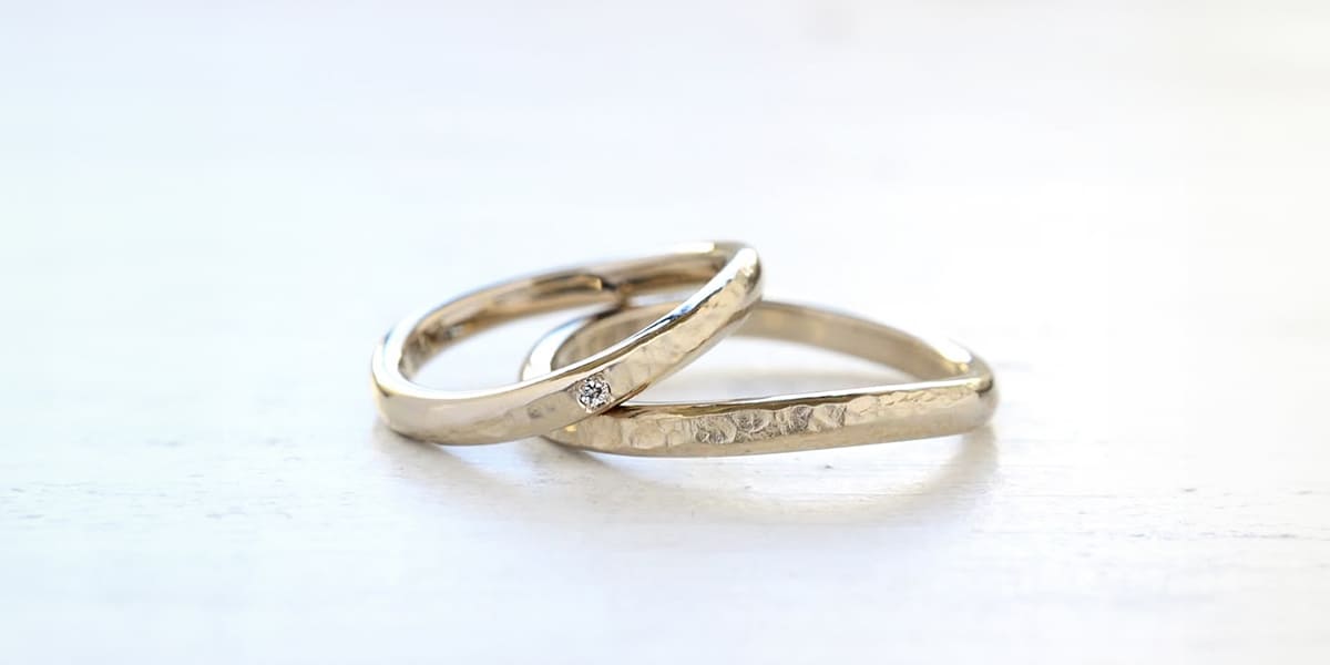 結婚指輪の人気デザインと選び方!定番リングを写真付きで紹介