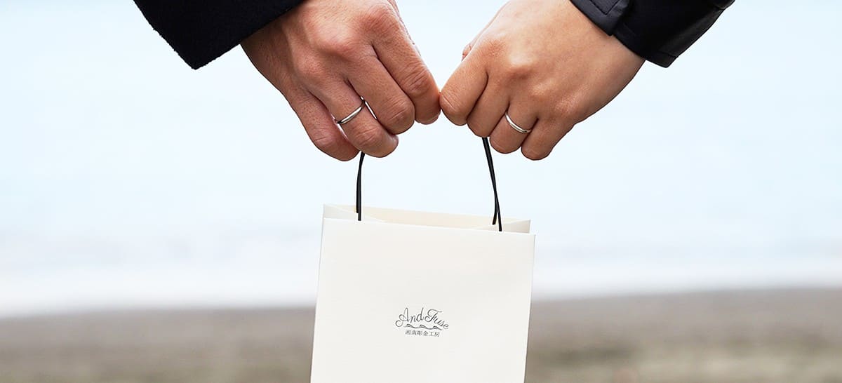 結婚指輪の人気デザインを参考にお二人らしい結婚指輪を選びましょう!