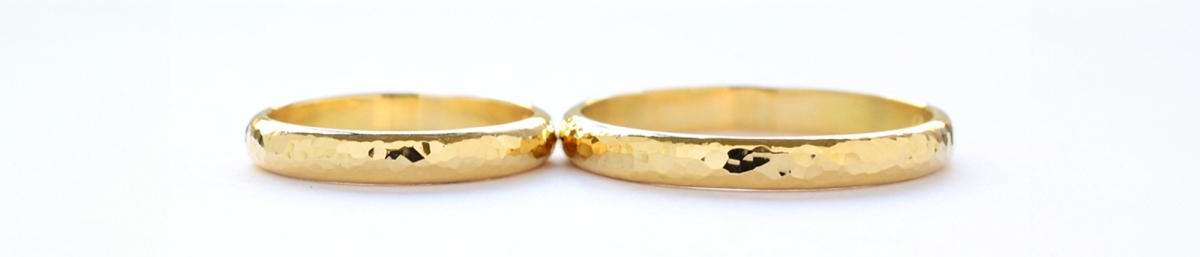 結婚指輪の選び方_個性が光るK18ゴールド